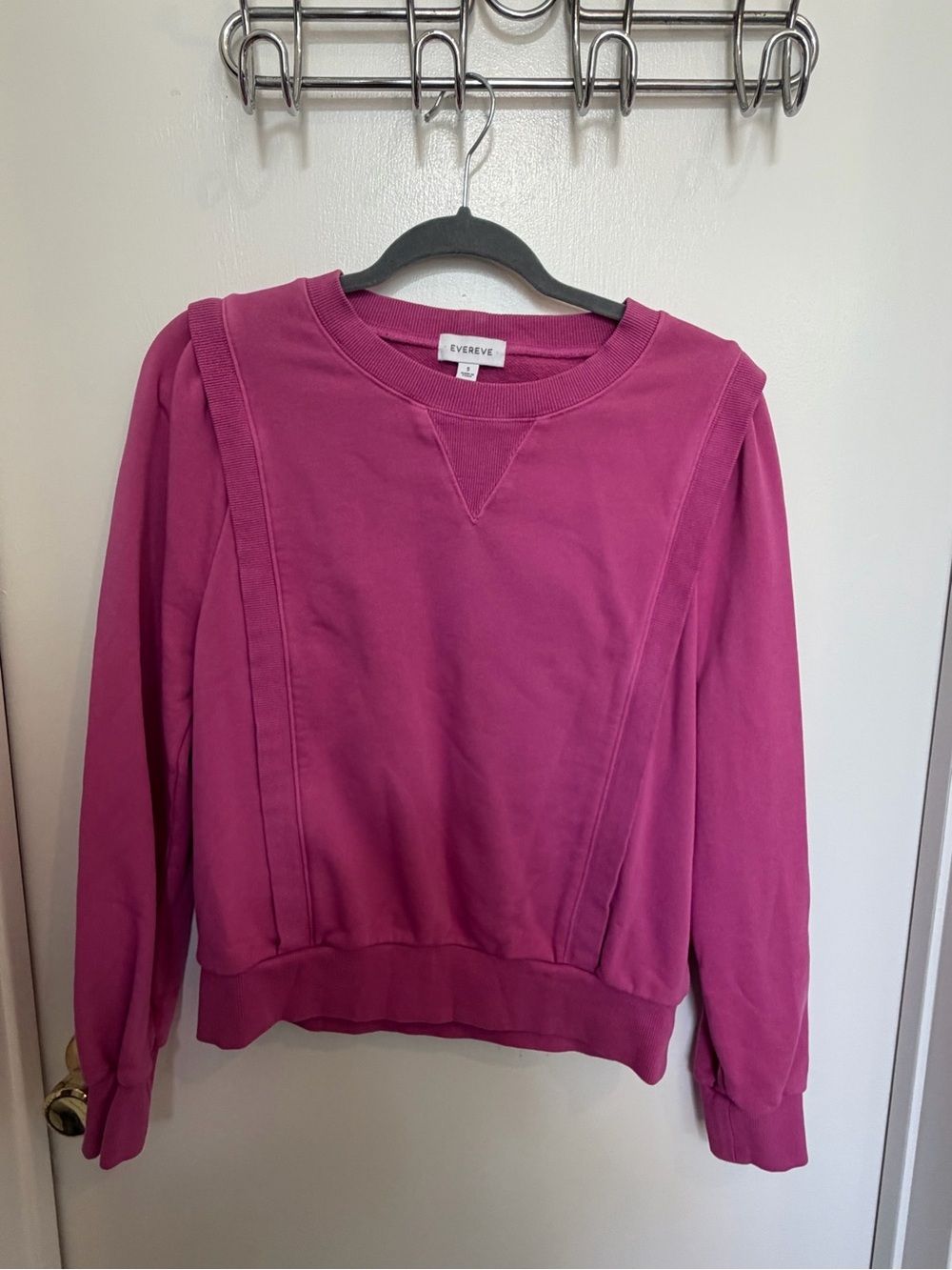 Evereve Bright Pink Crew Neck Pullover